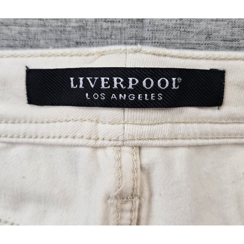 Liverpool Women's Jeans High Rise Crop Flare Color Seaside Dunes 32" X 25.5" 12 - Picture 10 of 11